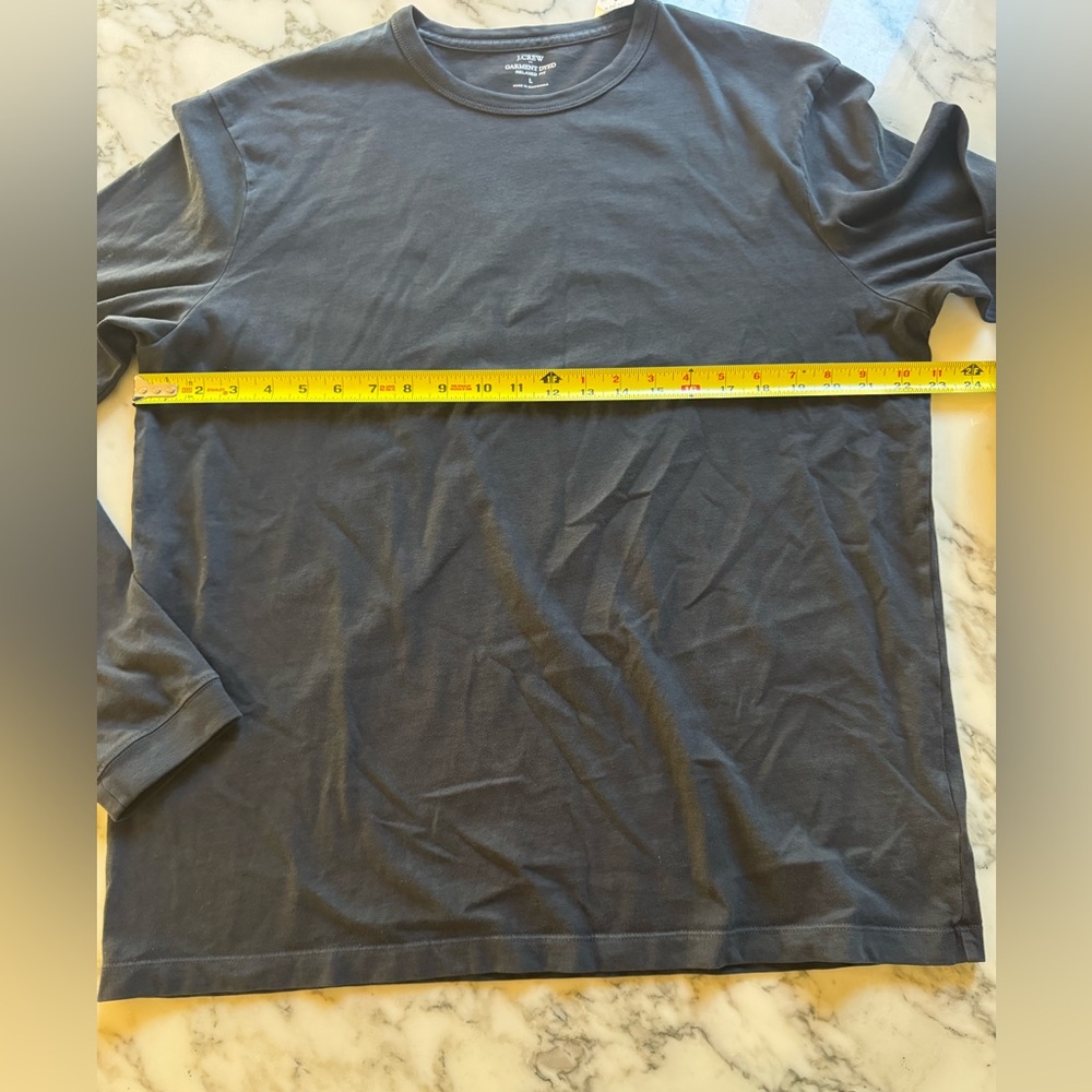 NWT J crew Relaxed Fit jersey long sleeve crewneck Sz L needs wash from retail - Picture 6 of 8